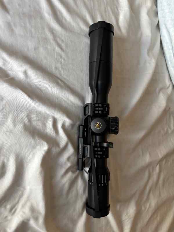 Vector Optics Continental 2-14 FFP Mrad