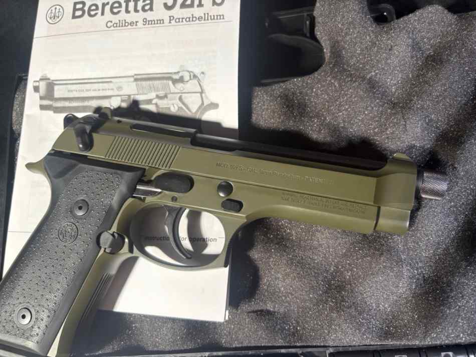 Beretta 92fs threaded green 9mm